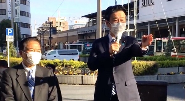 20211206神奈川新聞の石橋学、和田政宗議員の「武蔵野市住民投票条例案撤回を求める」街頭演説の妨害を支援