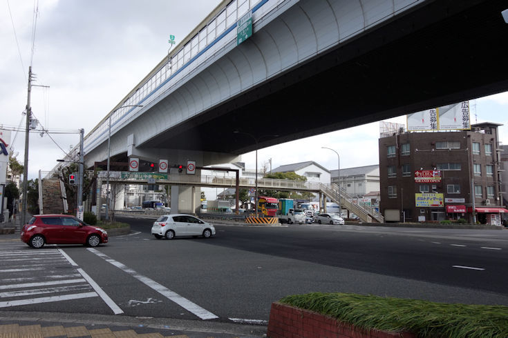 神戸 昼から散歩 国道４３号線の交差点に旧字名を求めて