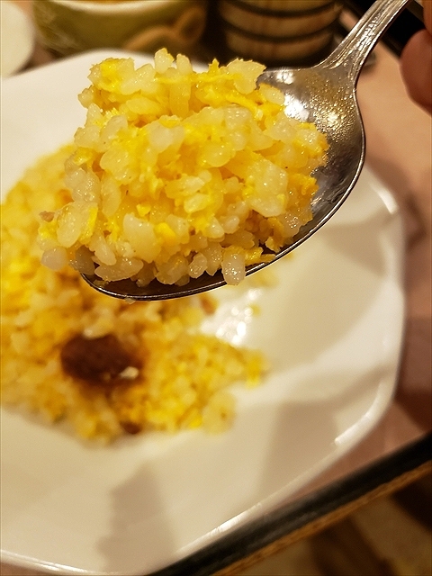 20191211_115340_R 米粒に油が回ってない町中華のしっとり系炒飯。ちゃんと都度作ってはいる