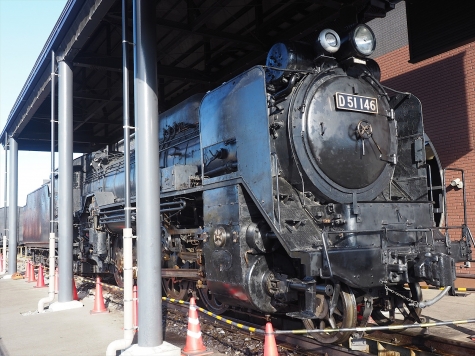 蒸気機関車 D51 146号機【SLキューロク館】