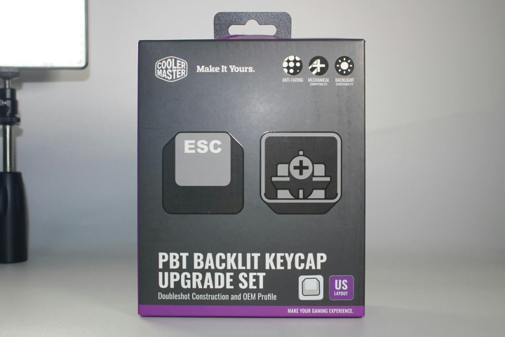 Cooler_Master_PBT_Backlit_Keycap_Upgrade_Set_01.jpg